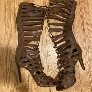 Vice Camuto gladiator heels